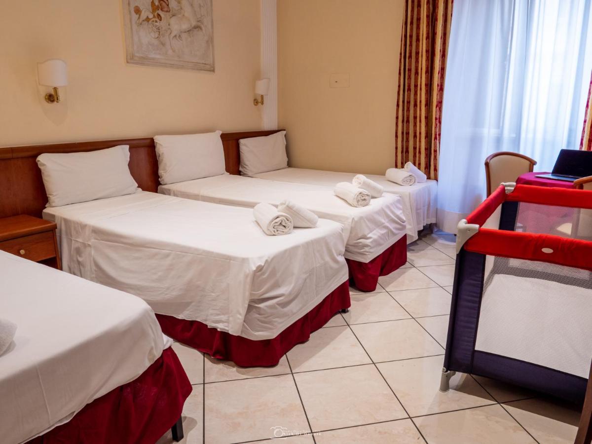 Hotel Suite Caesar Rome Exterior photo