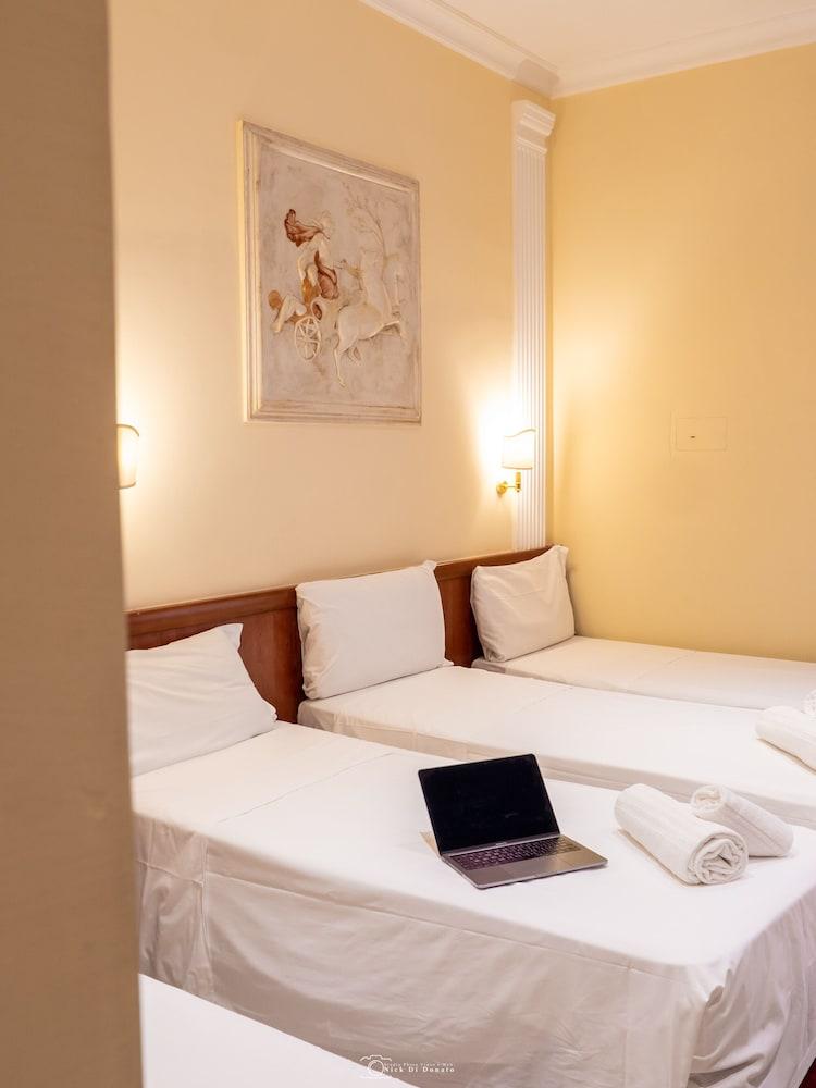 Hotel Suite Caesar Rome Exterior photo